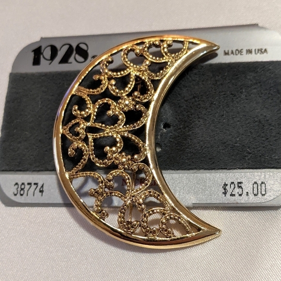 1928 Jewelry - Vintage 1928 Jewelry Crescent Moon Brooch Pin Gold Tone Textured Openworked NOS